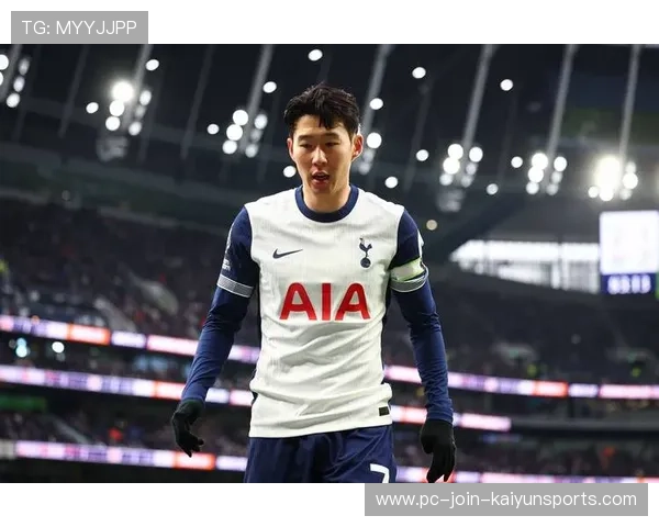 孙兴慜底线一扣骗过两人,热刺攻势全面爆发 孙兴慜底线一扣骗过两人,热刺攻势全面爆发