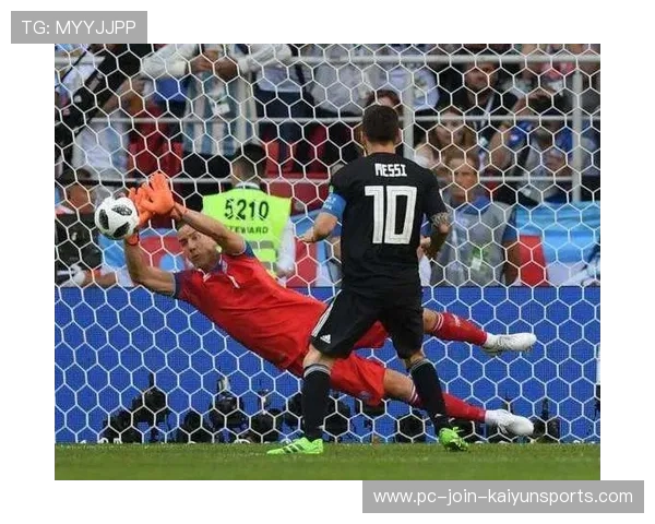 巴黎门前混战的补射成为决定比赛的关键 巴黎门前混战的补射成为决定比赛的关键