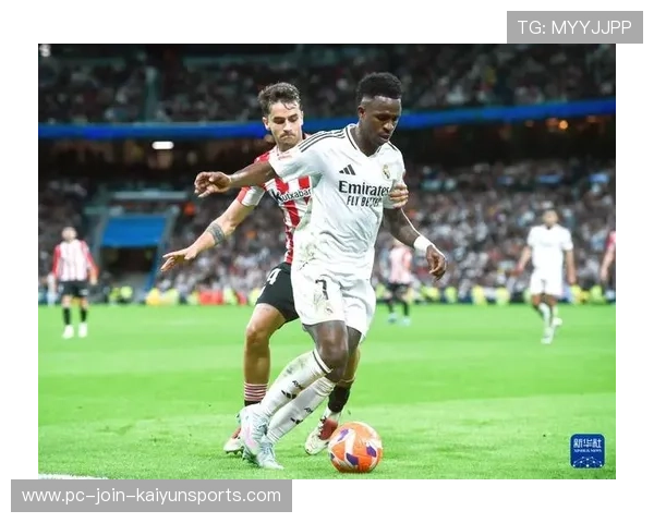 皇马备战毕尔巴鄂竞技,维尼修斯训练突破状态火热 皇马备战毕尔巴鄂竞技,维尼修斯训练突破状态火热