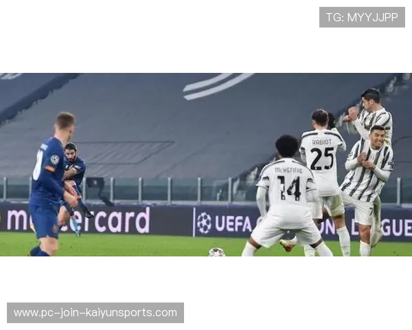 布鲁诺任意球直接破网曼联掀翻比赛